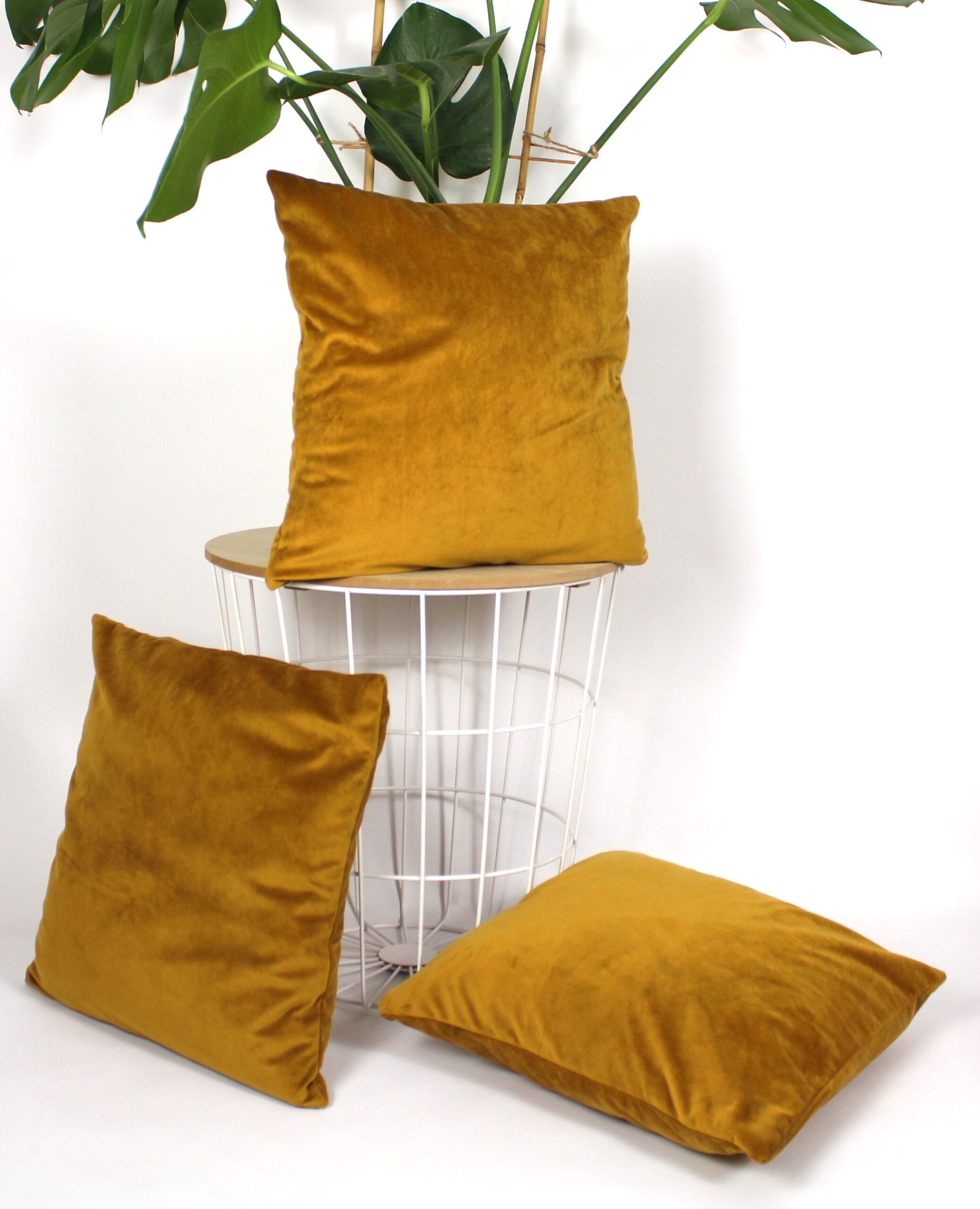 Poszewka na poduszkę welur musztardowa